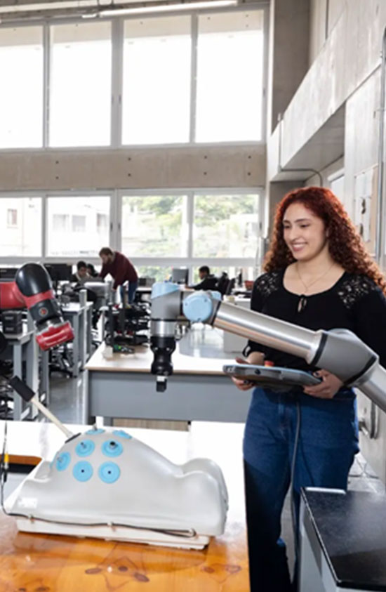 Laboratorio de Mecatrónica y  Robótica