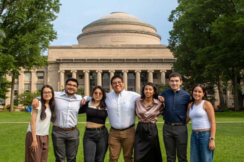 Visita académica al MIT UTEC