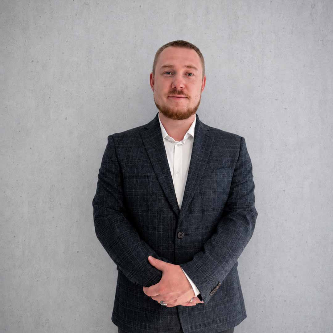 Evgenii Shmanin - Docente de carrera