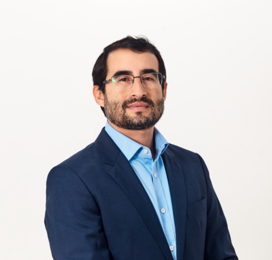 Emir Vela director Ingeniería 